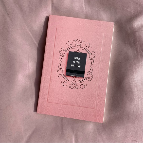 Burn After Writing - Picture 10 of 15